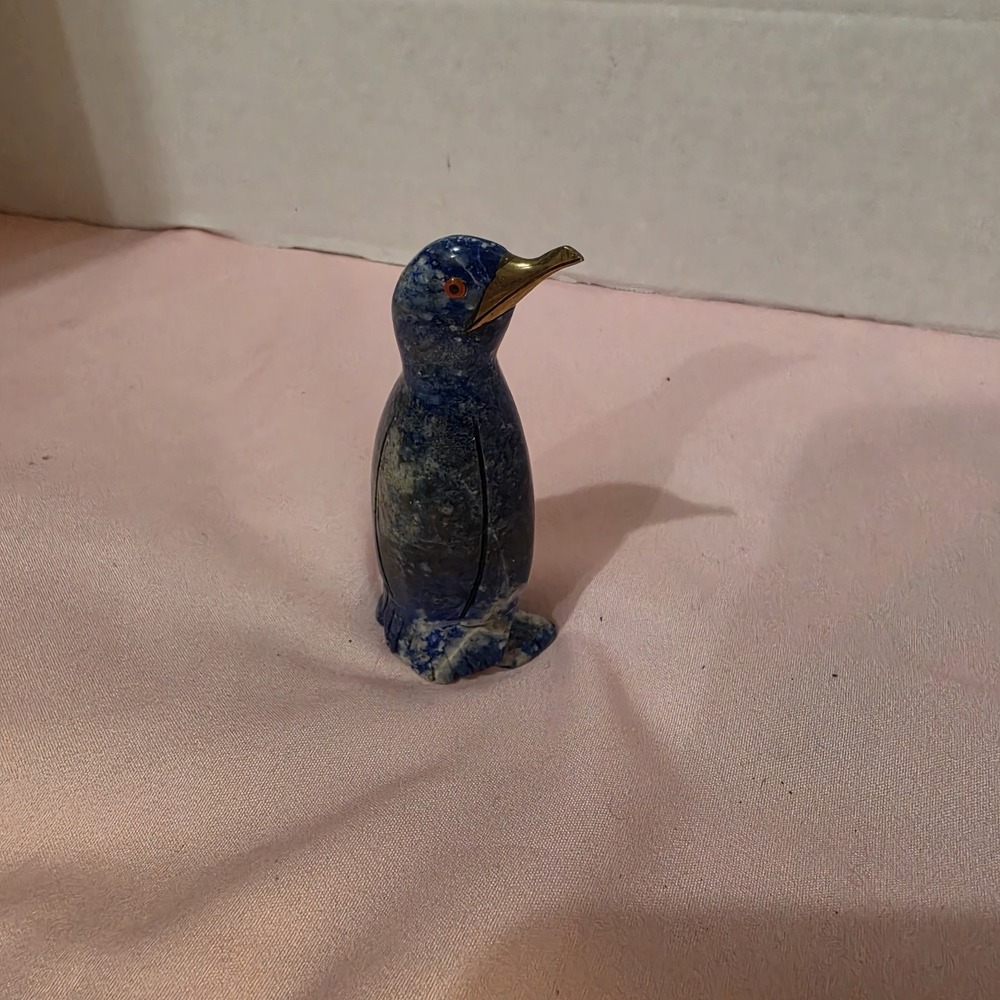 Carved Lapis Lazuli Penguin Figurine with White Onyx Belly and Brass Beak 2.1" - Picture 8 of 9